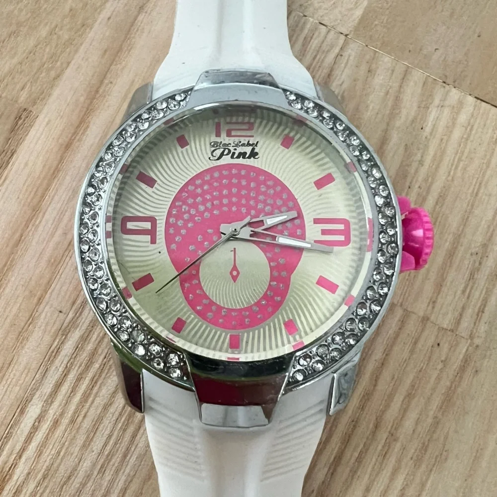 Blac label Pink ladies fashion watch NEW BATTERY